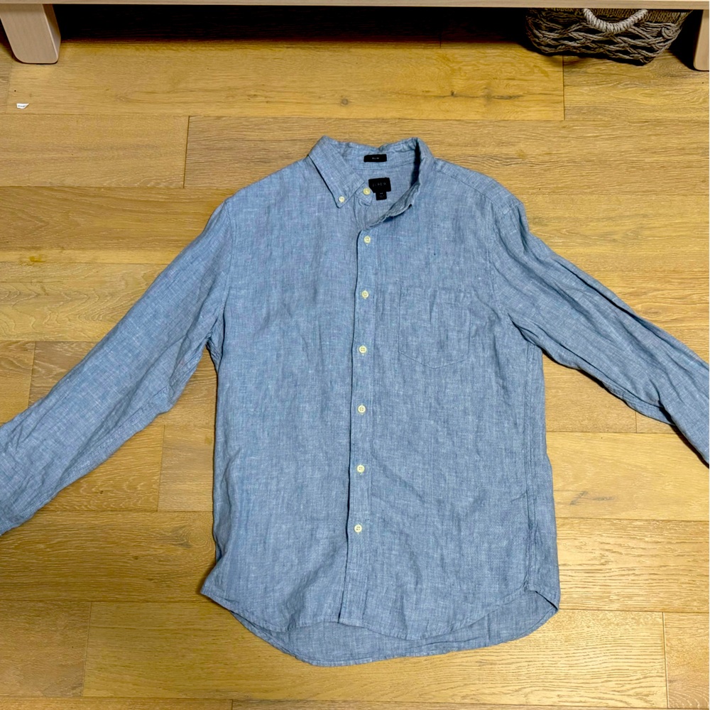 J Crew Men’s button up shirt casual